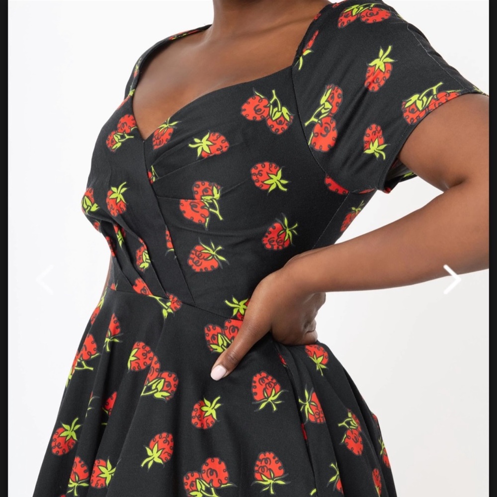 NWT Unique Vintage Black & Red Raspberry Print Traci Swing Dress 1X